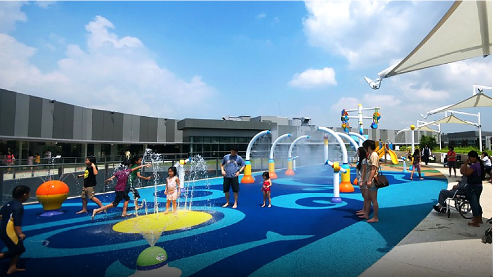 DAM. Splashpad. Brinquedo inflável e aspersor de água, jogo